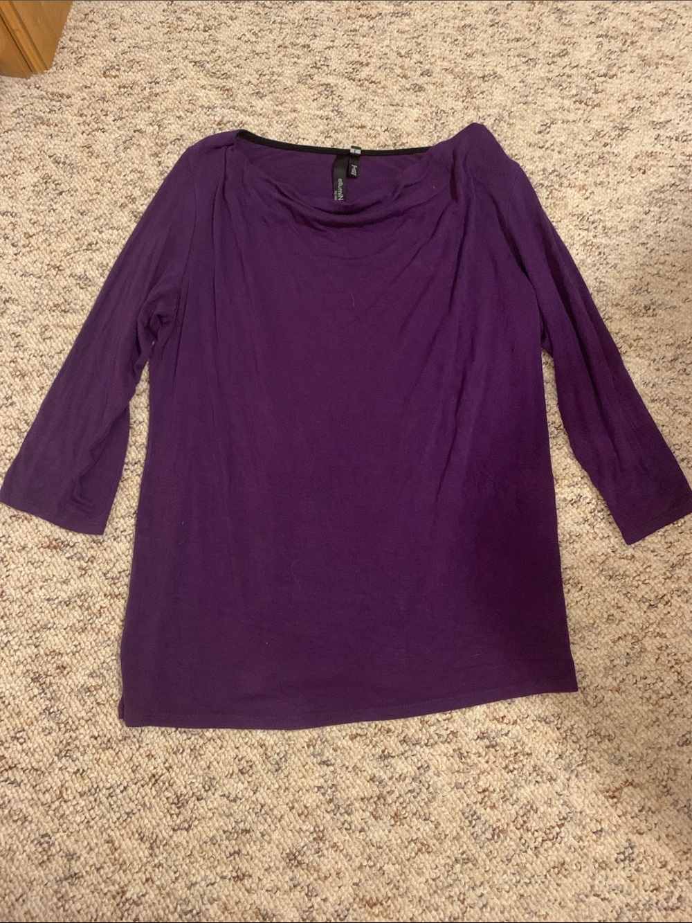 Women's 3/4 Sleeve Scoop Neck Top in Deep Purple
